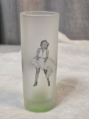 Frosted Tall Shot Glass with Marilyn Monroe Graphic - Frosted White & Green
